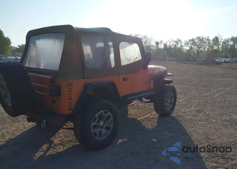 1993 Jeep Wrangler / Yj Sahara z USA, uszkodzony, nr VIN 1J4FY49S2PP262662